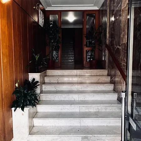 Cozy 2 Bedroom In Apartmán Lalín